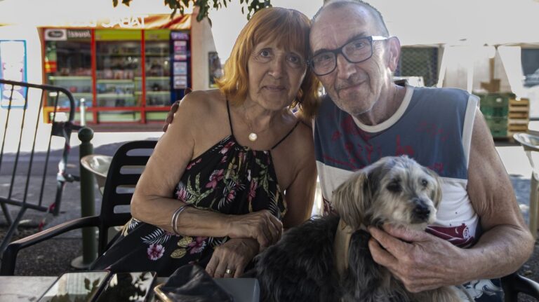 Alain et Gisele Vauvert retraites voiture (yp)